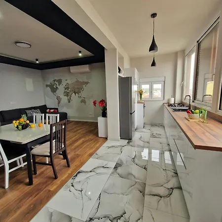 Floris Apartmán Trogir